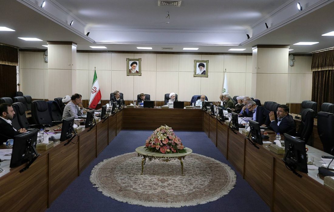 بررسی طرح اصلاح قانون انتخابات مجلس در هیئت نظارت مجمع