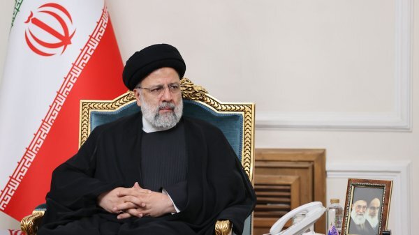 مواضع بحق ایران را به گوش جهان میرسانم