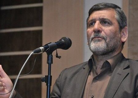 مردم حامی انقلاب هستند و صحنه را خالی نمی‌کنند