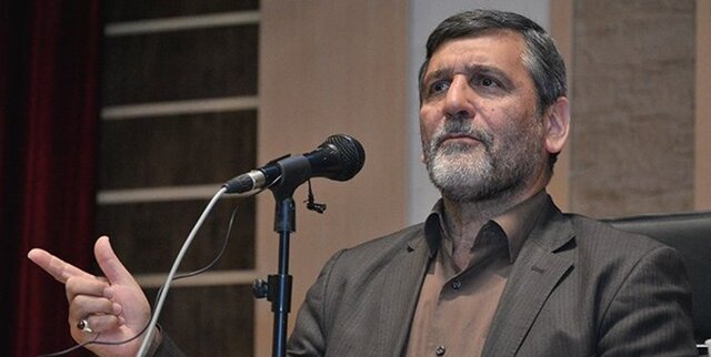 مردم حامی انقلاب هستند و صحنه را خالی نمی‌کنند