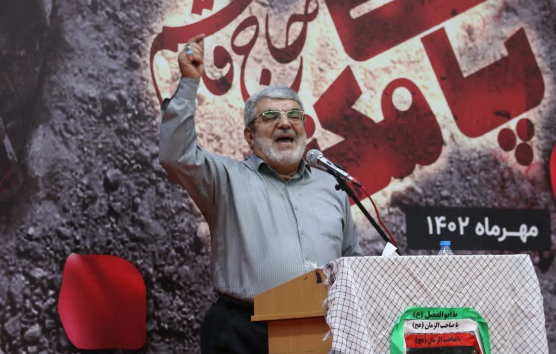 همایش پای مکتب حاج قاسم با حضور مردم ولایت مدار اصفهان برگزار شد