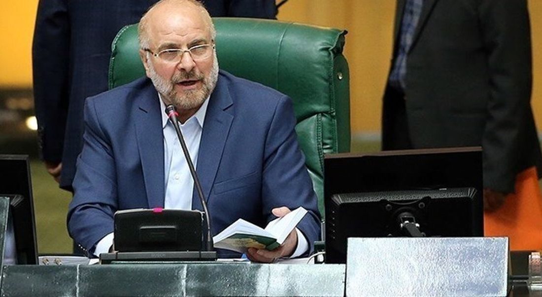 هیچ پولی نباید خارج از کنترل خزانه جا به جا شود
