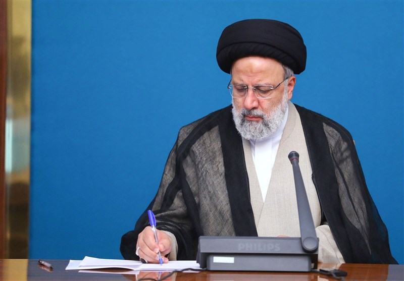پیام تسلیت رئیس جمهور در پی درگذشت آیت‌الله فاضل گلپایگانی