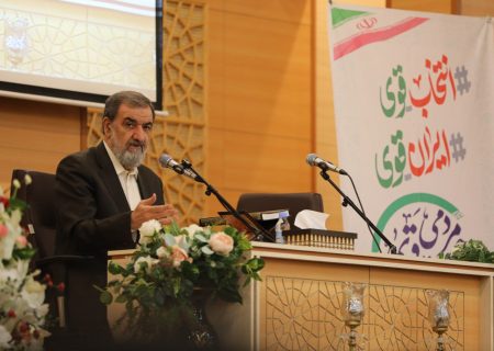 دشمنان نظام وانقلاب فهمیدند ملت ایران شکست ناپذیر است